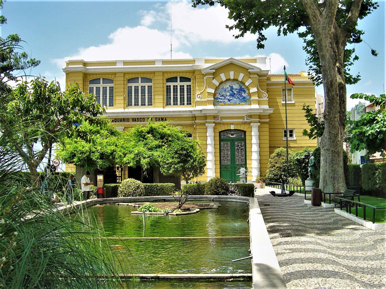  O aquário Vasco da Gama, em Algés (foto Vitor Oliveira, Flickr)
