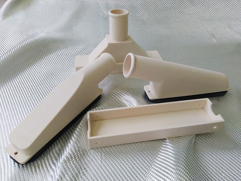 Peças do sistema ventilação da Lancha L-150, impressas em 3D no Arsenal do Alfeite (imagem do autor)